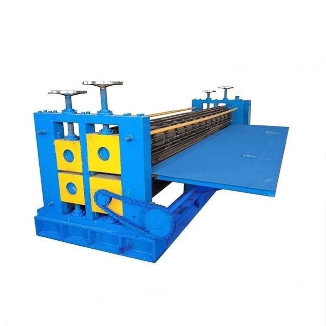 Insulated roofing sheet forming equipment